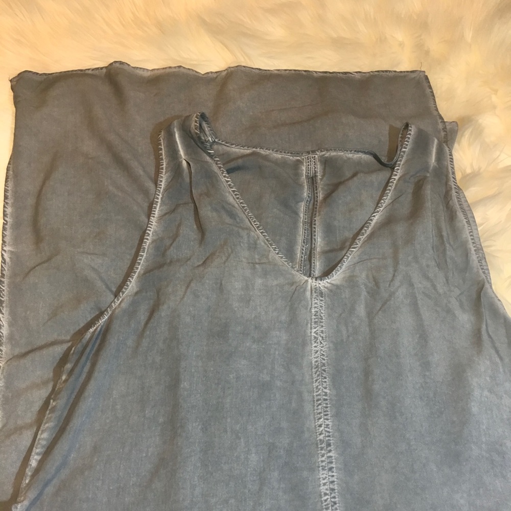 Blue Sleeveless Maxi Dress - Picture 3 of 6